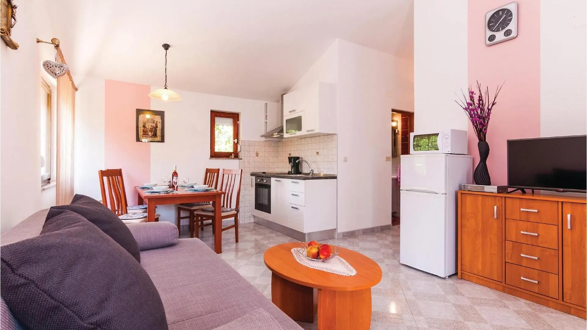 1 Bedroom Cozy Apartment In Krusevo