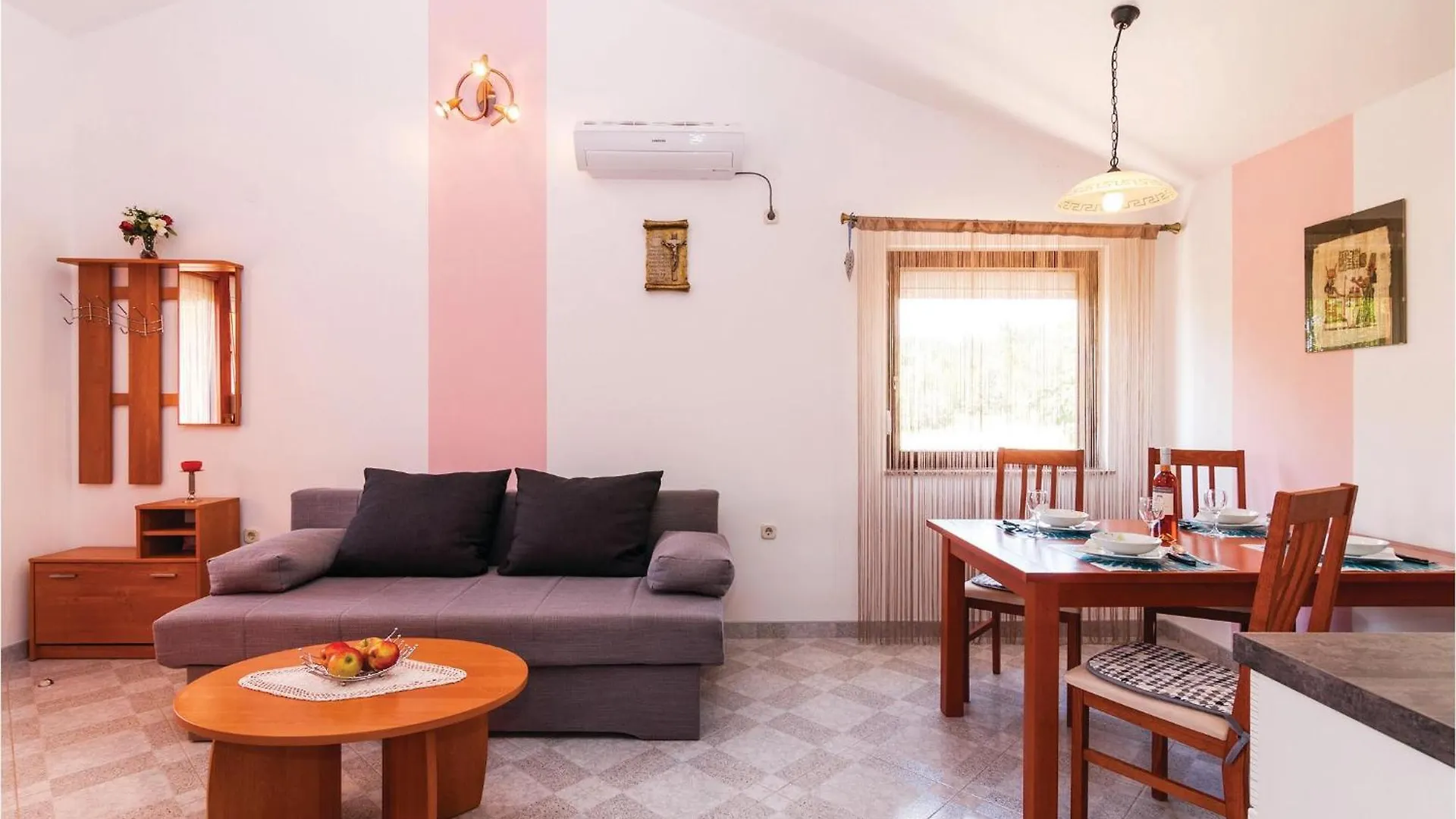 1 Bedroom Cozy Apartment In Krusevo Croatia