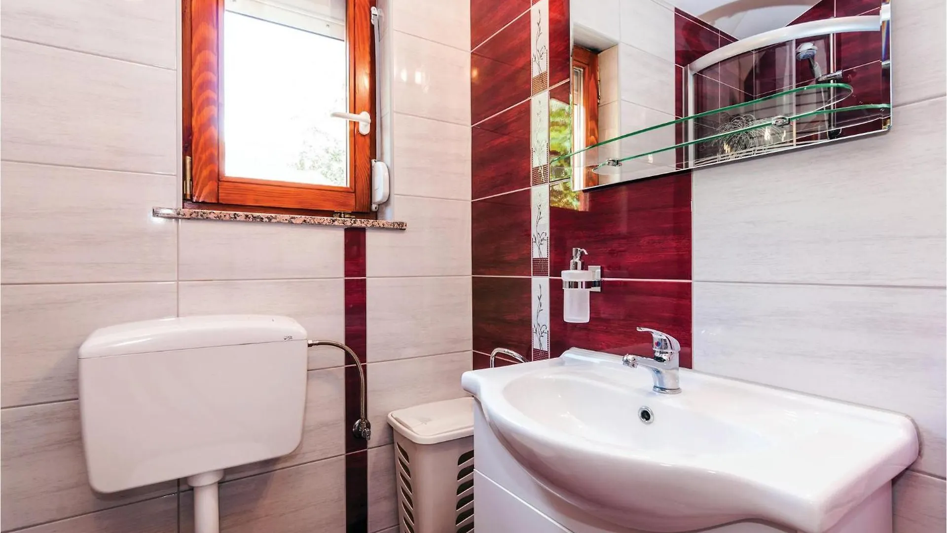 1 Bedroom Cozy Apartment In Krusevo Croatia